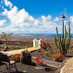 Sol Y Mar Yaiza (Lanzarote)