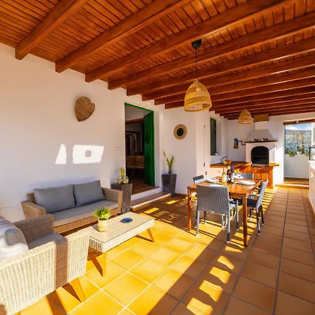 Вилла Sol Y Mar Яйса