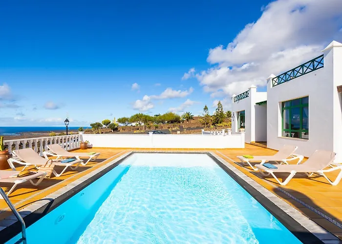 Sol Y Mar Вилла Яйса